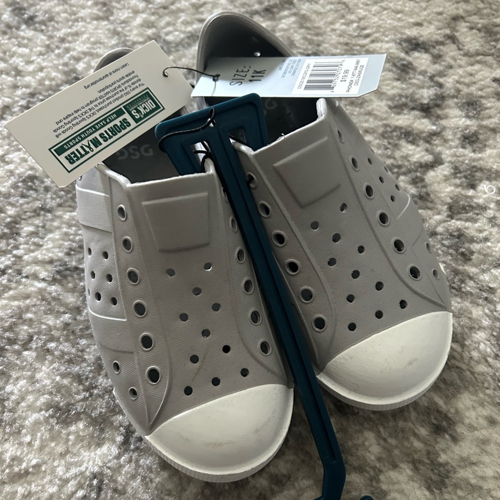 DSG water shoes